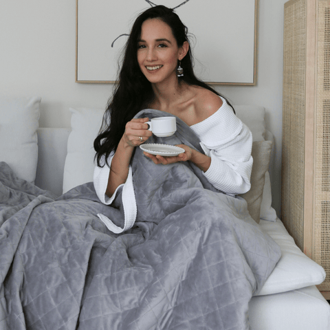 UltraPlush Weighted Blanket - Size: TWIN 60x80 Weight: 15 lb Colour: Grey by Gravid